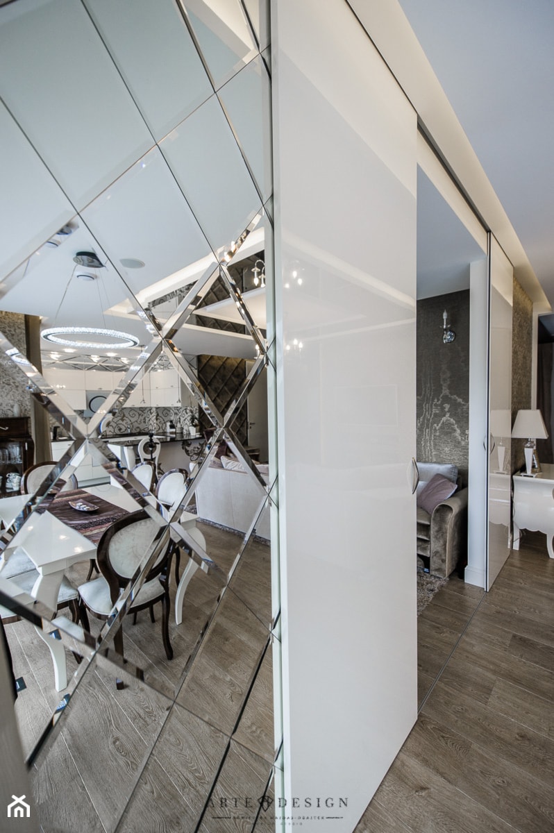 Elegancki apartament w Gdyni - Salon, styl glamour - zdjęcie od Arte Dizain