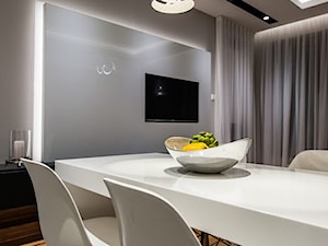 Mieszkanie Nowe Orłowo - Duża biała szara jadalnia jako osobne pomieszczenie, styl nowoczesny - zdjęcie od Arte Dizain