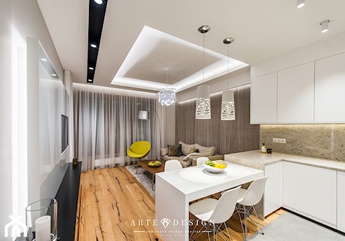 Mieszkanie Nowe Orłowo - Mały beżowy biały salon z kuchnią z jadalnią, styl nowoczesny - zdjęcie od Arte Dizain