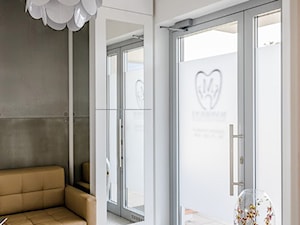 Gabinet dentystyczny w Gdyni - Hol / przedpokój, styl nowoczesny - zdjęcie od Arte Dizain