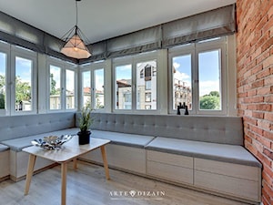 Mieszkanie na wynajem - Sopot - Mały brązowy szary salon, styl tradycyjny - zdjęcie od Arte Dizain