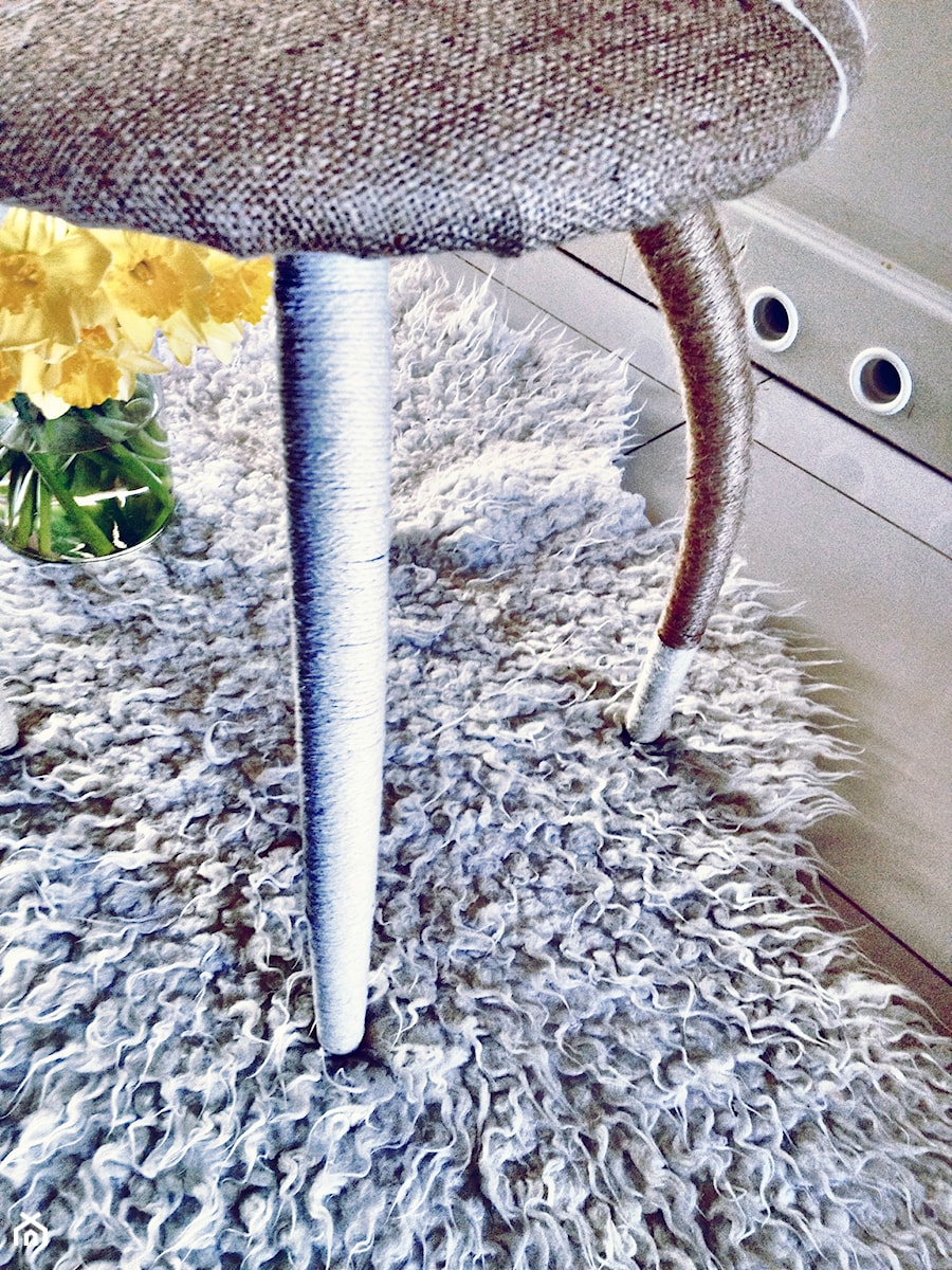 Odpicuj sobie stołek czyli metamorfoza starego krzesełka - Hol / przedpokój, styl nowoczesny - zdjęcie od Mamusia Muminka