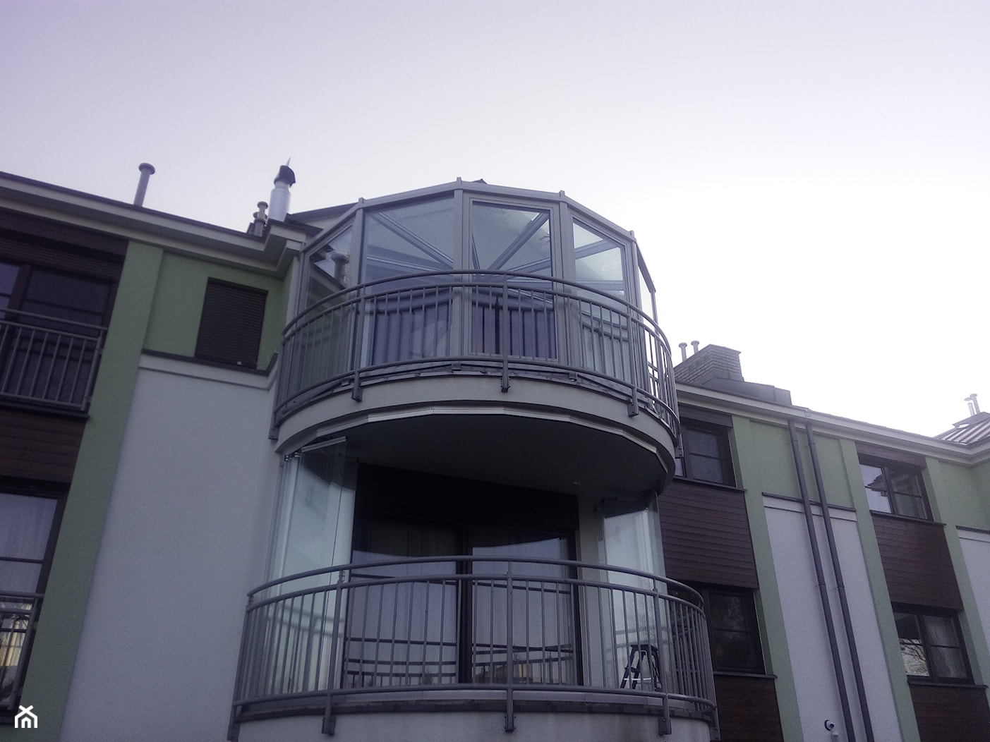 zabudowa balkonu - zdjęcie od krzysztof-konarzewski - Homebook