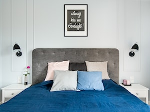 Skandynawski Żoliborz - Mała biała sypialnia, styl skandynawski - zdjęcie od EG projekt