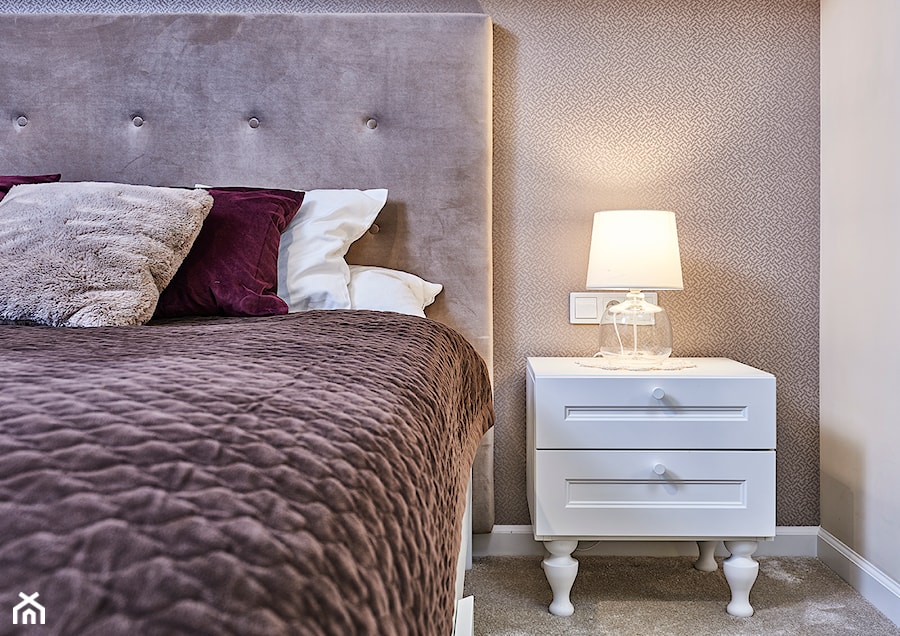 Artystyczny Żoliborz - Mała szara sypialnia, styl nowoczesny - zdjęcie od EG projekt
