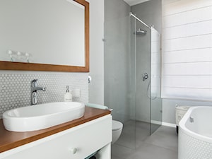 Prostota i Piękno - Duża z punktowym oświetleniem łazienka, styl nowoczesny - zdjęcie od EG projekt