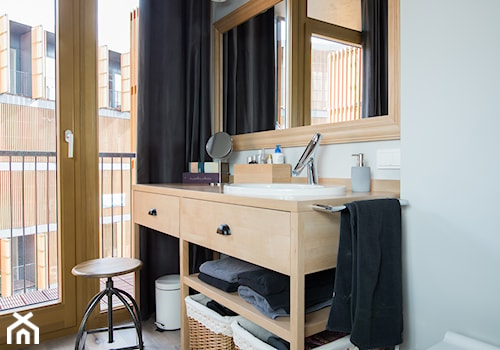 Prostota i Piękno - Średnia łazienka z oknem, styl nowoczesny - zdjęcie od EG projekt
