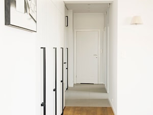 Grochowki Styl - Średni biały hol / przedpokój, styl minimalistyczny - zdjęcie od EG projekt