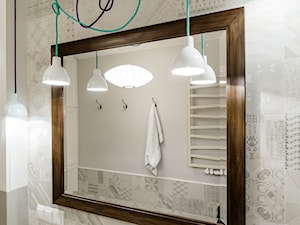 Elegancja na Powiślu - Mała bez okna z lustrem łazienka, styl nowoczesny - zdjęcie od EG projekt