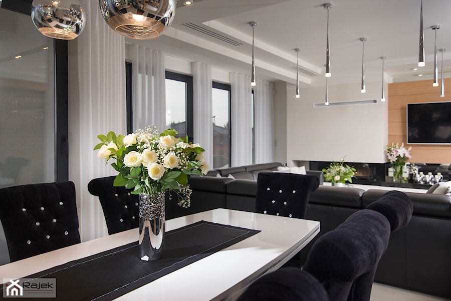 Rezydencja w okolicach Mierzęcina - Duża szara jadalnia w salonie, styl nowoczesny - zdjęcie od Rajek Projektowanie Wnętrz