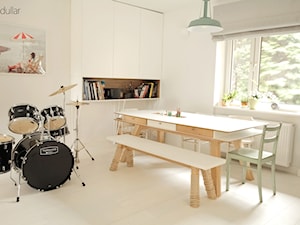 Zacisze - Mała biała jadalnia jako osobne pomieszczenie, styl skandynawski - zdjęcie od MODULLAR