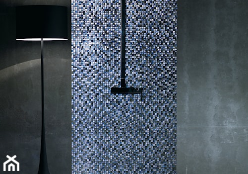 Mała bez okna z marmurową podłogą łazienka, styl glamour - zdjęcie od Ceramica Promat