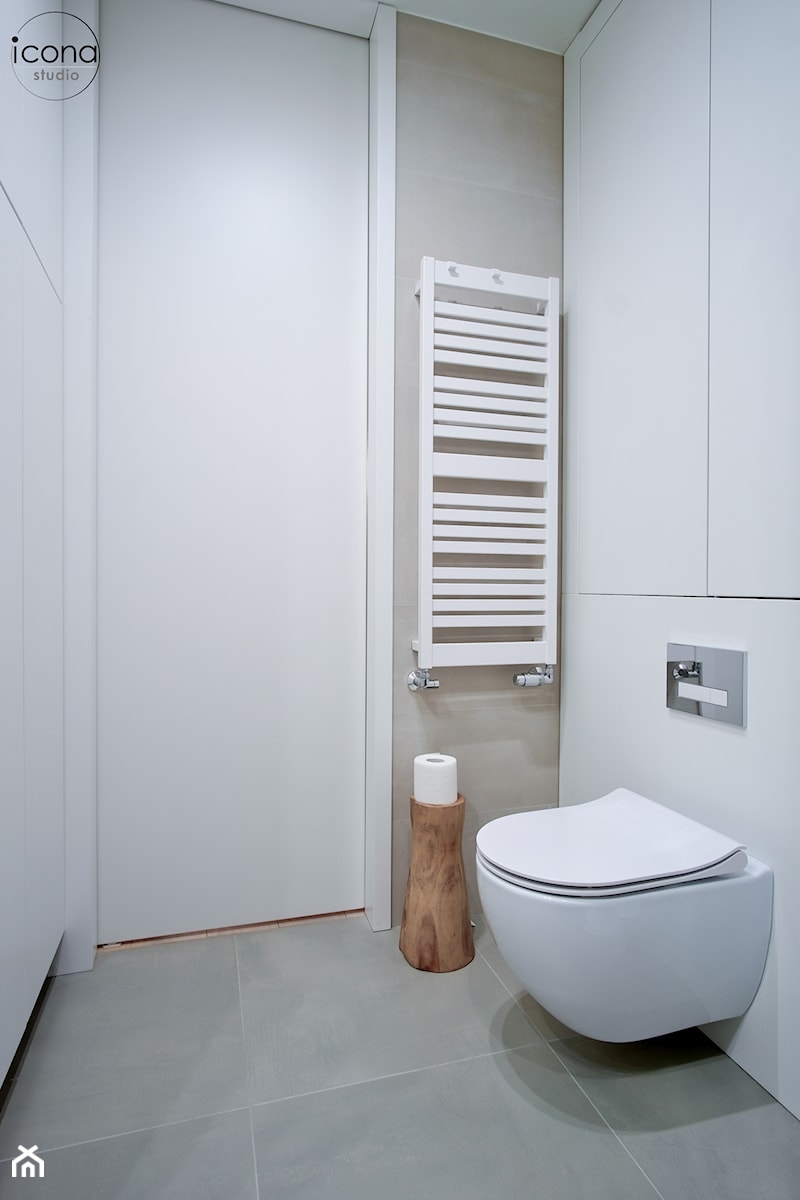 Metamorfoza mieszkania w Piasecznie - Mała łazienka, styl nowoczesny - zdjęcie od Icona Studio