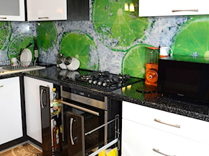 Kuchnia - Limonki na ścianie - Kuchnia, styl nowoczesny - zdjęcie od Meble na wymiar Kulenty
