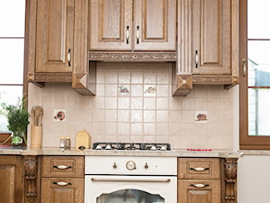 Meble klasyczne w pieknym stylu - Kuchnia - zdjęcie od Meble na wymiar Kulenty