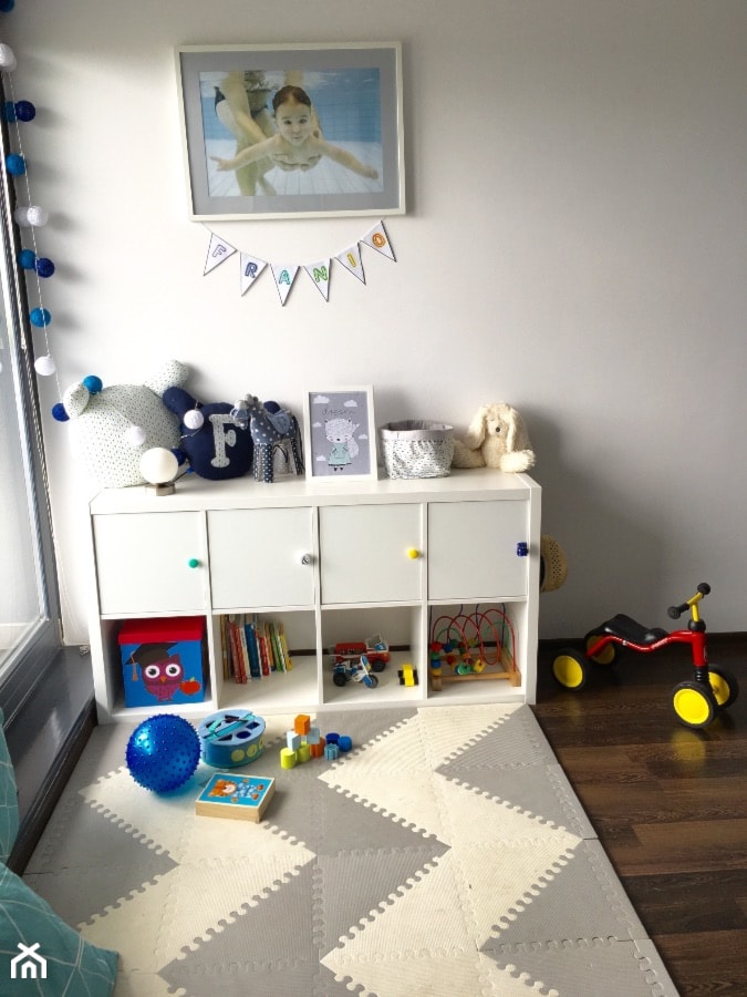 Pokój 1,5 rocznego Frania #pokojdziecka - Biały pokój dziecka dla dziecka - zdjęcie od Zosia Sikorska - Homebook
