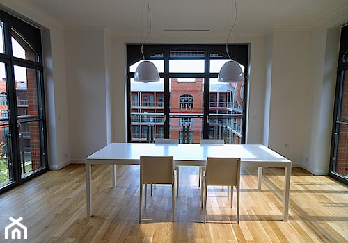 apartament loft city park - Jadalnia, styl minimalistyczny - zdjęcie od StudioAtoato