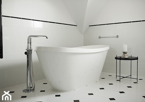 łazienka czarno biała - zdjęcie od StudioAtoato