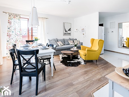 Aranżacje wnętrz - Salon: Apartament Daglezja - Salon, styl skandynawski - jedna.pani.s. Przeglądaj, dodawaj i zapisuj najlepsze zdjęcia, pomysły i inspiracje designerskie. W bazie mamy już prawie milion fotografii!