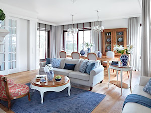 Konstancja in BLUE - Średni salon z jadalnią, styl tradycyjny - zdjęcie od architekt Roland Stańczyk | RS Studio Projektowe