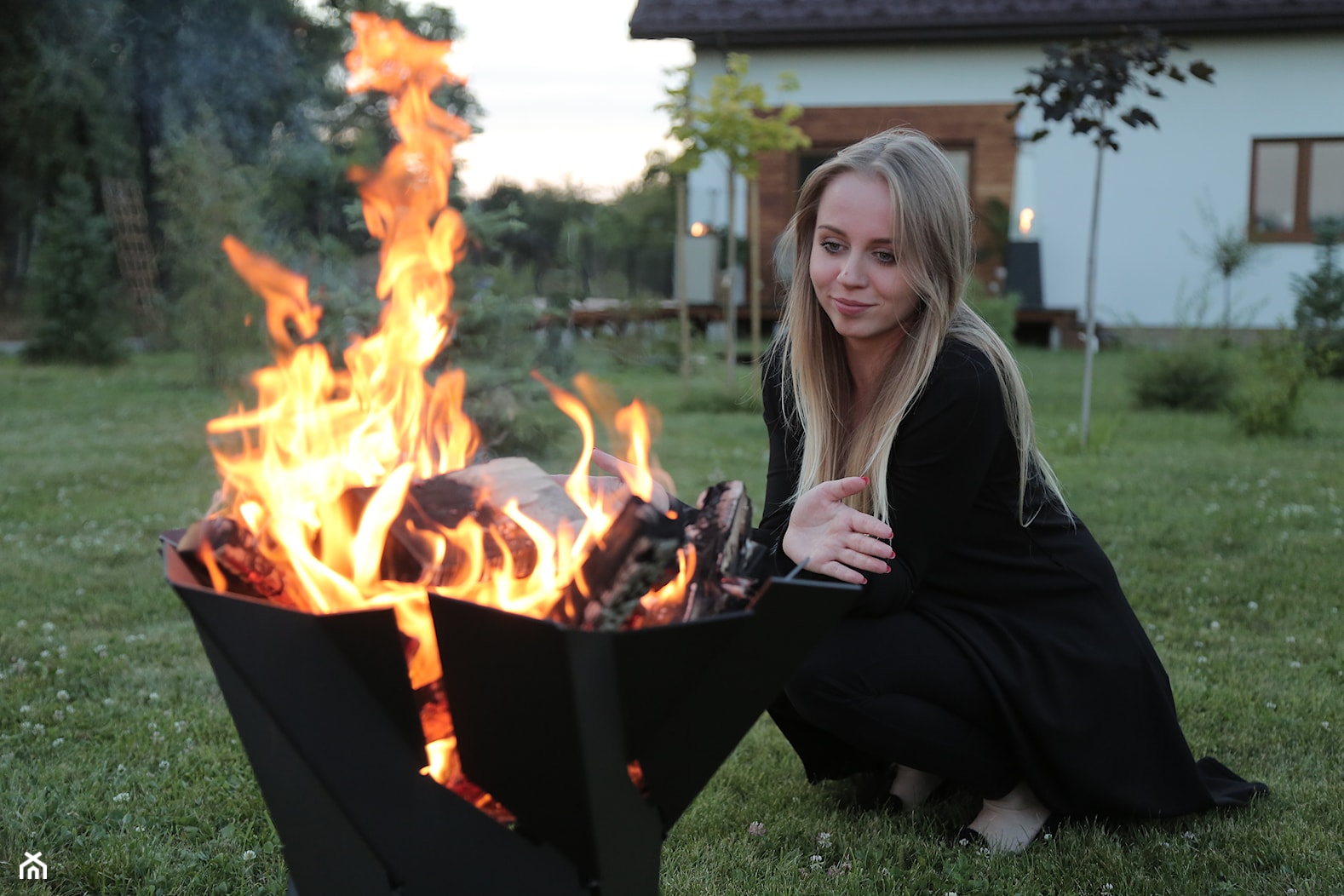 PALENISKO OGRODOWE FIRE/BASKET - zdjęcie od Kratki.pl - Homebook