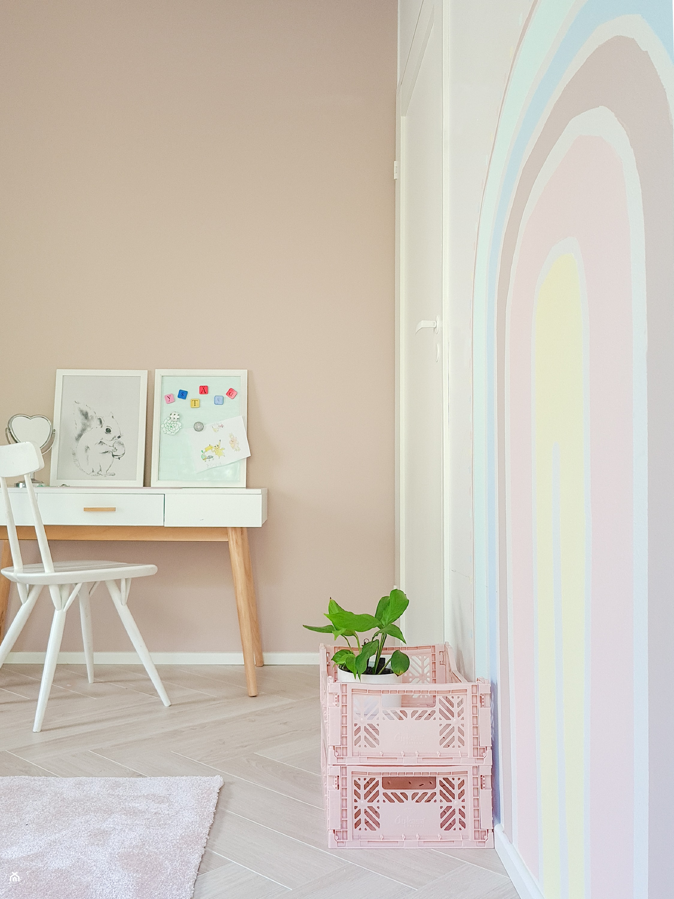 Pokój dziecka pomalowany farbą oczyszczającą powietrze