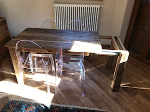 Stół ze starego drewna
