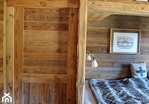 Drzwi przesuwne ze starego drewna - zdjęcie od alldeco