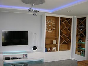 Realizacja apartamentu - Mały biały salon, styl skandynawski - zdjęcie od AP MEBLE