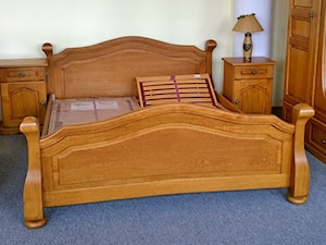 łóżko dębowe w kolorze miodowym 160 x 200 - zdjęcie od AP MEBLE