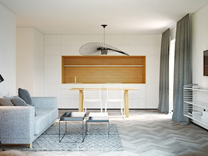 Łódź_ Mieszkanie Prywatne - Średnia z salonem biała z zabudowaną lodówką z podblatowym zlewozmywakiem kuchnia jednorzędowa, styl minimalistyczny - zdjęcie od Motifo Architektura & Wnętrza