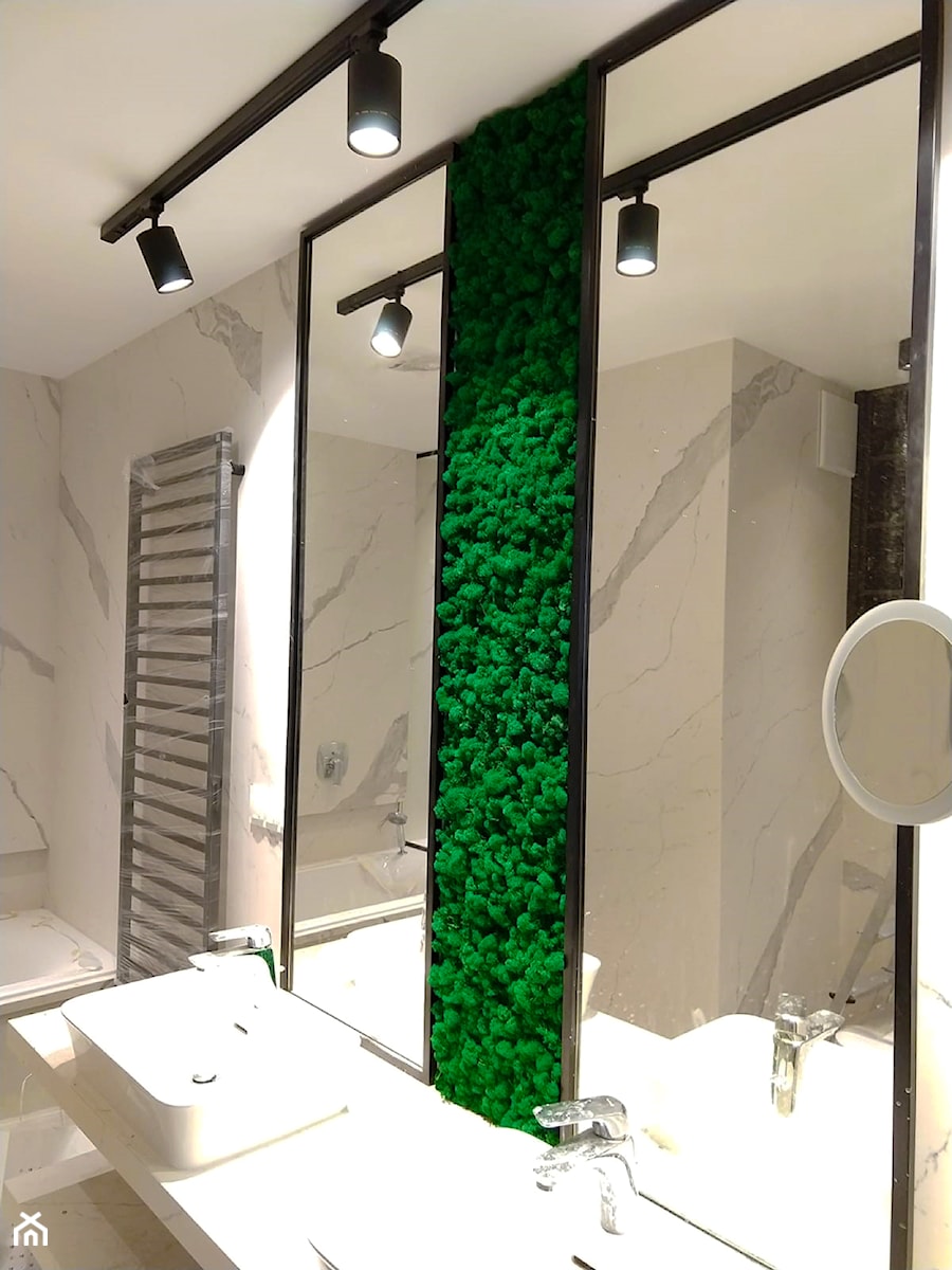 mech chrobotek reniferowy w łazience - zdjęcie od JUKO green design