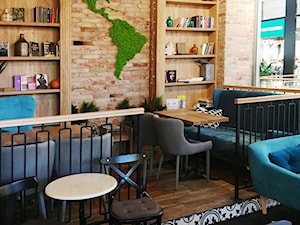 Mapa świata w kawiarni - zdjęcie od JUKO green design