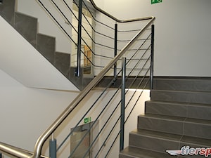 Balustrady nierdzewne Tierspol - zdjęcie od Tierspol producent schodów szklanych i całoszklanych