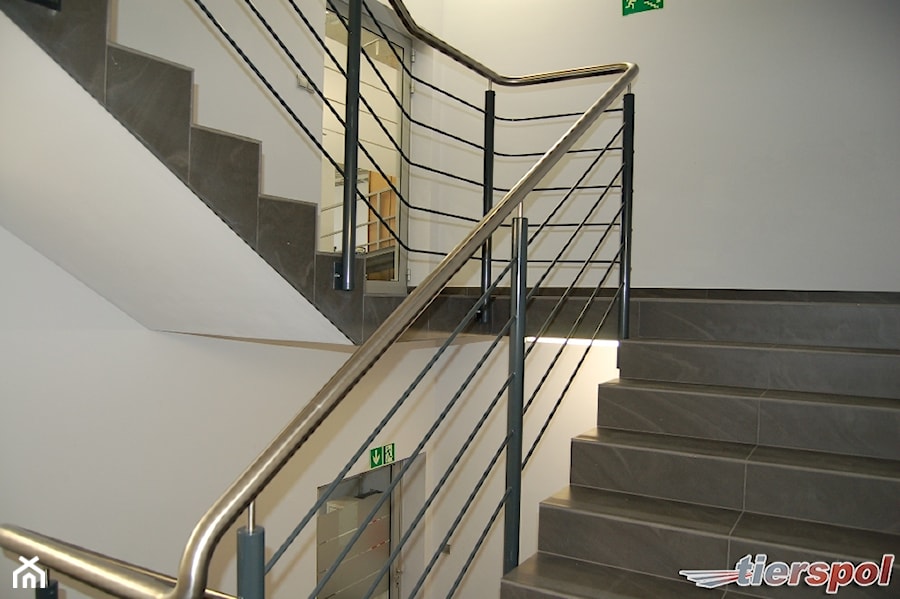 Balustrady nierdzewne Tierspol - zdjęcie od Tierspol producent schodów szklanych i całoszklanych