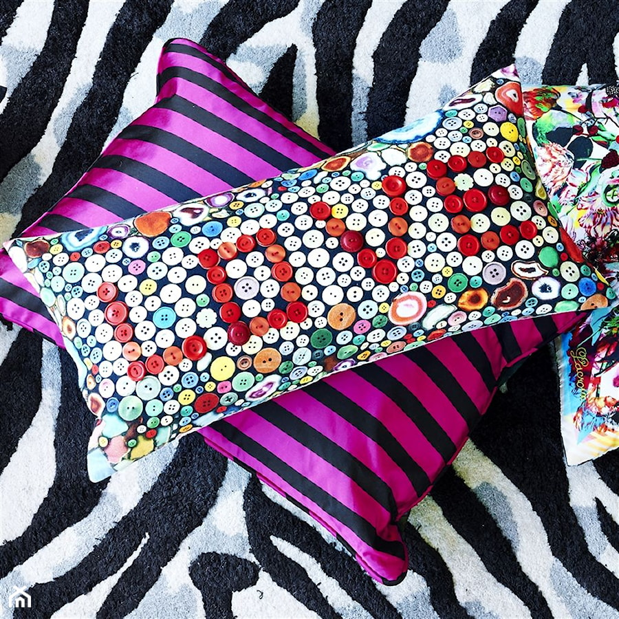 Poduszka Love Multicolore, Christian Lacroix, Designers Guild - zdjęcie od StyloweTapety.pl