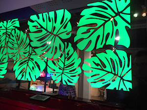dekoracja ścienna ze stali nierdzewnej z podświetleniem LED - zdjęcie od RAGGIO