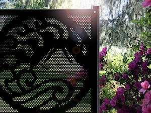 Nowoczesna dekoracja do ogrodu, panel perforowany RAGGIO - zdjęcie od RAGGIO