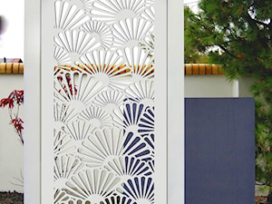 Rama ogrodowa z dekoracyjny panelem w stylu japońskim - zdjęcie od RAGGIO