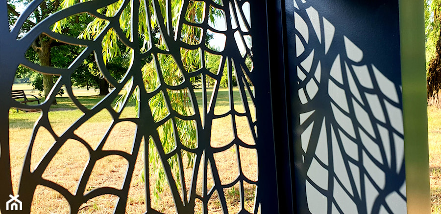 Rama panelowa do ogrodu z wypełnieniem z paneli dekoracyjnych - zdjęcie od RAGGIO