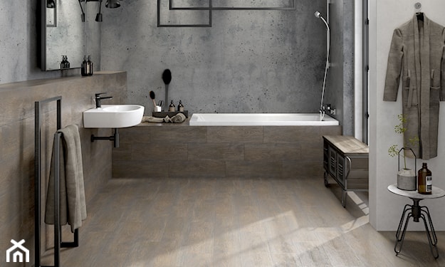 betonowa ściana w łazience, płytki imitujące drewno