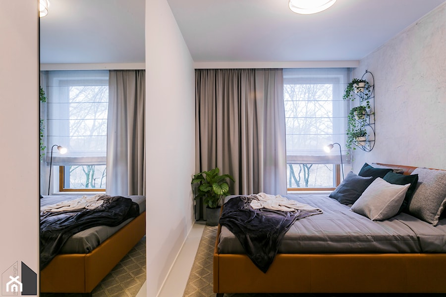 Mieszkanie na wynajem Front Park Gdańsk - Średnia biała sypialnia, styl industrialny - zdjęcie od masz design Magdalena Szwedowska