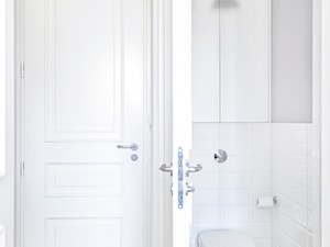 by EWELINA GOLINOWSKA - Mała bez okna łazienka, styl nowoczesny - zdjęcie od Dauksza Foto