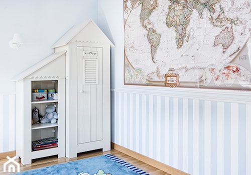 EG PROJEKT Prowansja - Mały średni biały niebieski pokój dziecka dla dziecka - zdjęcie od Dauksza Foto