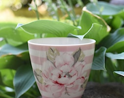 Porcelanowy Kubek Ditte Pink - zdjęcie od Passion4Home.pl - Homebook