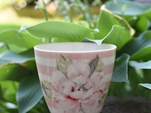 Porcelanowy Kubek Ditte Pink - zdjęcie od Passion4Home.pl