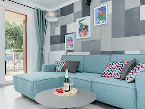 Design - Średni biały szary salon z tarasem / balkonem - zdjęcie od Apartments M&M- obsługa i aranżacja nieruchomości