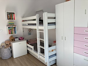 Pokój dla rodzeństwa łóżkiem piętrowym - zdjęcie od dorota-wu