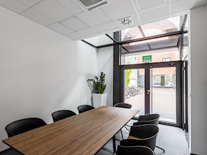 Biuro Browar Lubicz - Średnie szare biuro, styl nowoczesny - zdjęcie od T3 Atelier