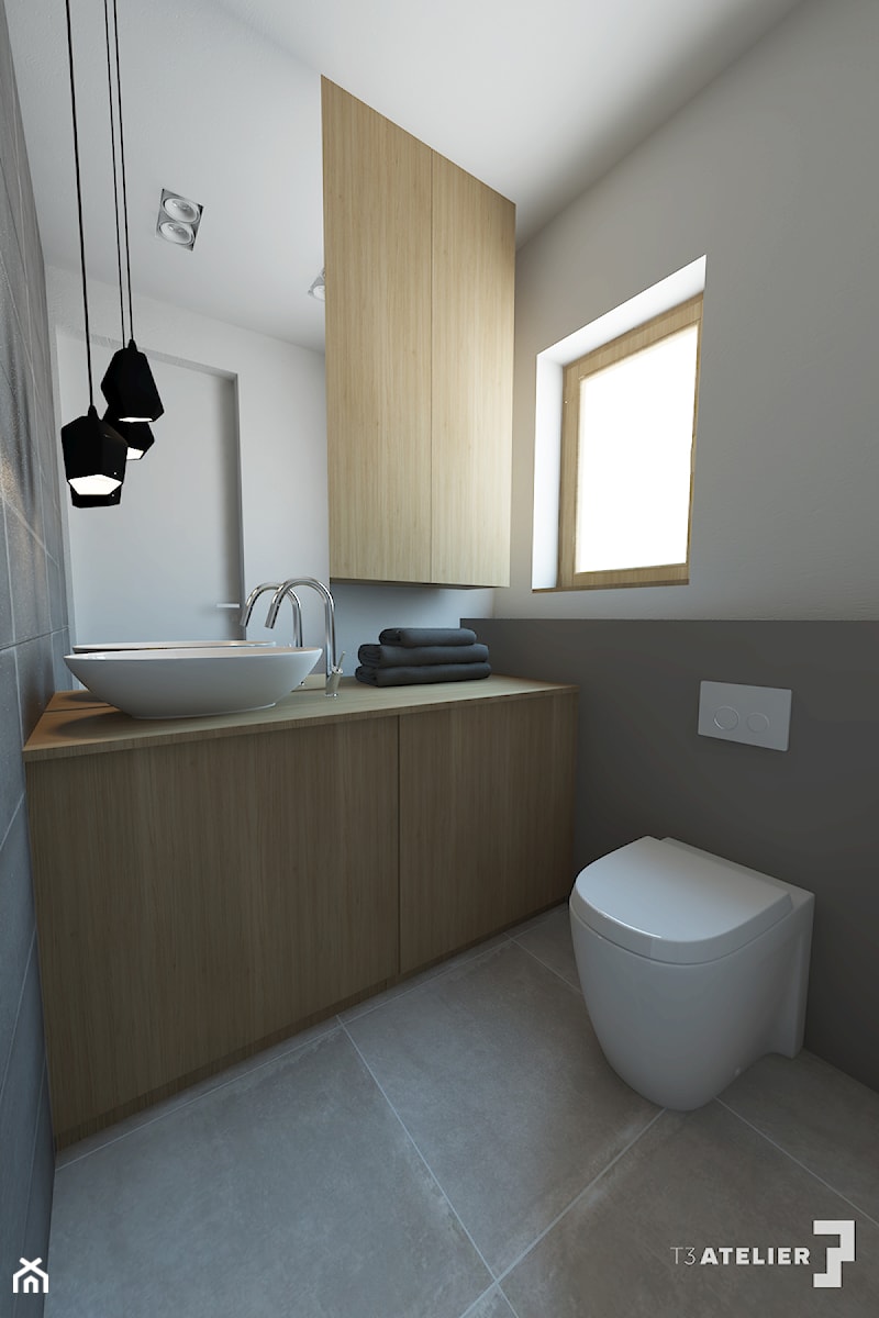 Projekt domu pod Krakowem - Mała na poddaszu łazienka z oknem, styl nowoczesny - zdjęcie od T3 Atelier